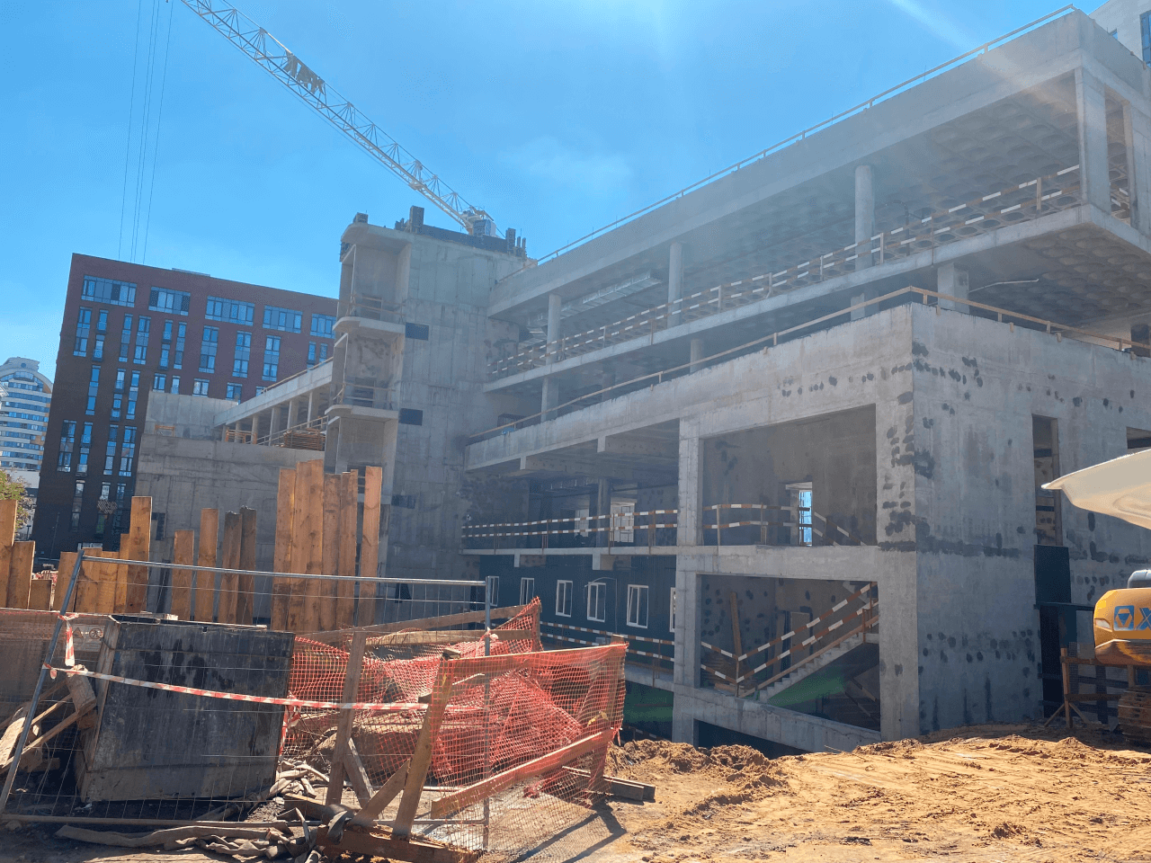 Общеобразовательная организация «Новый Взгляд». Прочность бетона, испытания лифтовых петель, адгезия гидроизоляции, испытания ограждений